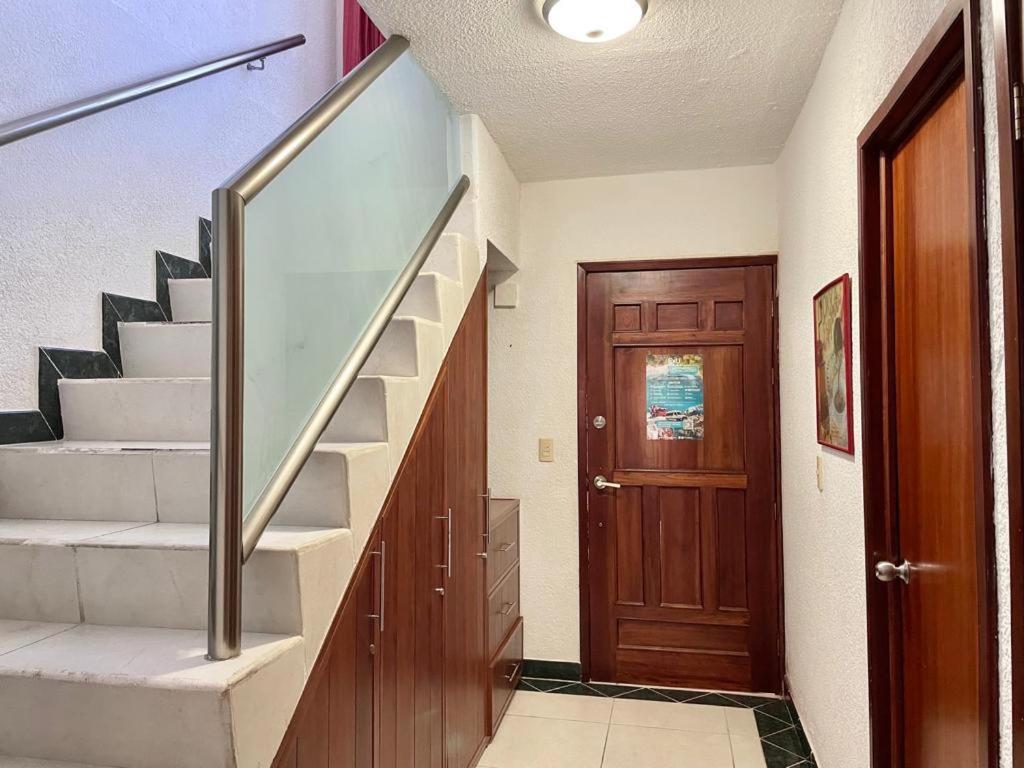 Villas Marlin By Andiani Travel Канкун Екстериор снимка
