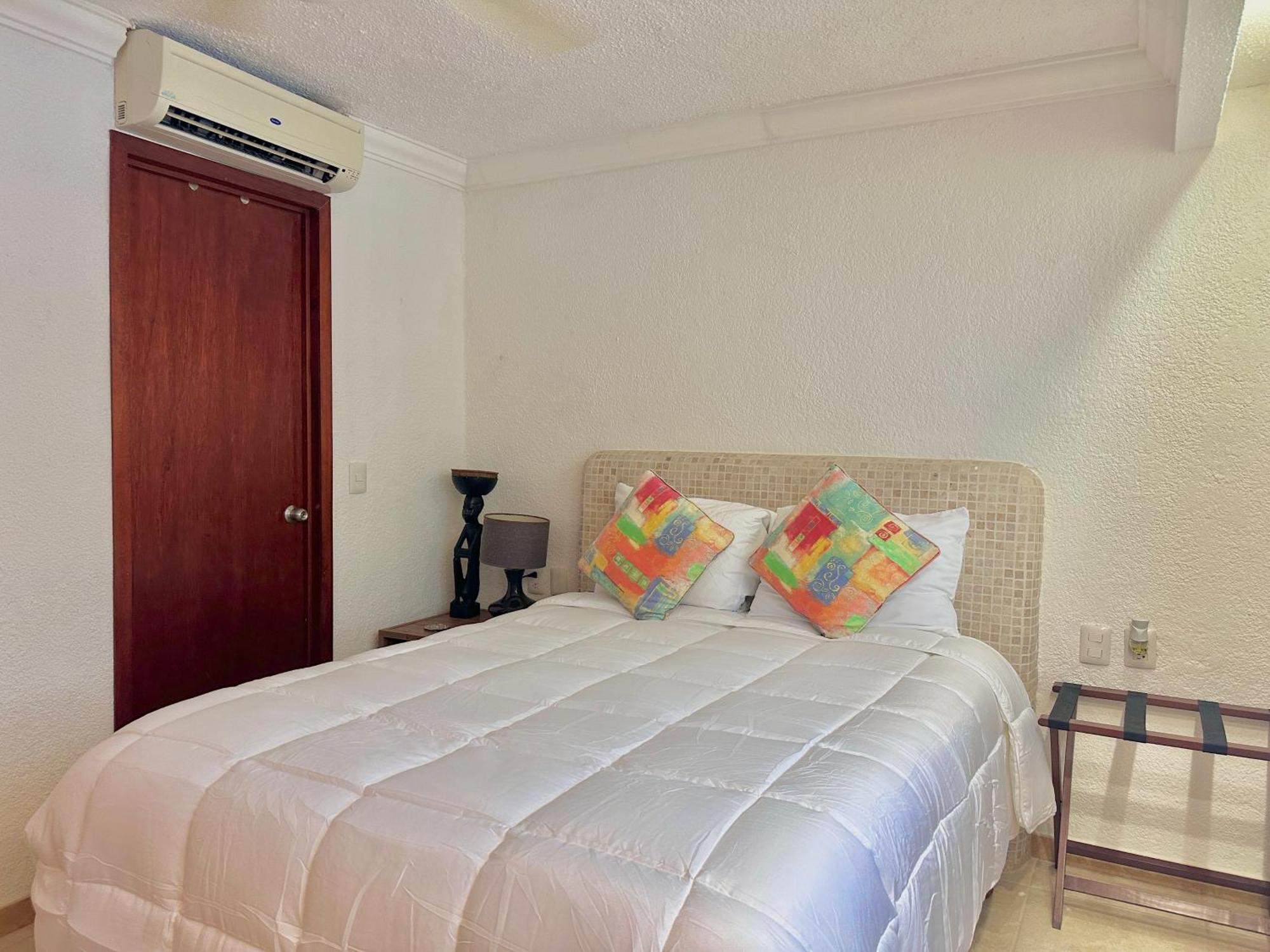 Villas Marlin By Andiani Travel Канкун Екстериор снимка